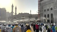 Pellegrini musulmani sfidano il caldo alla Mecca per l'Hajj