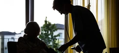 Kritik von allen Seiten an der Pflegereform