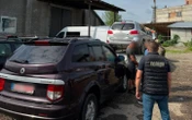 На Закарпатті підприємця підозрюють у продажі автомобілів, призначених для ЗСУ