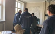 Посадовців Західного управління міграційної служби запідозрили в вимаганні хабарів за дозвіл на проживання іноземців