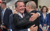 Ексканцлер Німеччини, якого Кремль запропонував як перемовника від ЄС, приїхав до Москви