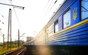 Зеленський: Кожен українець зможе безкоштовно проїхати потягом три тисячі км по Україні