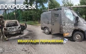У Покровську під час евакуації важкопоранених "Білий янгол" потрапив під удар дронів