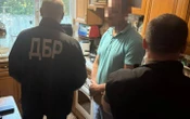 На Львівщині суддя “викупив” у ТЦК свого родича за 8 тисяч доларів, – прокуратура