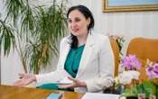 Жолнович: Кабмін готує велику стратегію з підтримки материнства