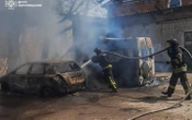 Росіяни атакували з дрона цивільну автівку у Херсоні