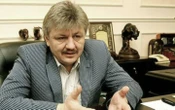 Ексвіцепрем’єра-втікача Сівковича підозрюють у спробі заволодіти недобудованою лікарнею та 21 га землі в Києві