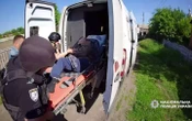 «Білі янголи» евакуювали маломобільне подружжя із Сумщини