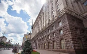 ​Екскерівника Департаменту соцполітики КМДА підозрюють у розкраданні коштів в рамках програми "Турбота. Назустріч киянам"