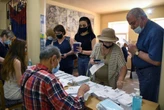 Вірмени голосують на дострокових парламентських виборах
