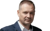 У Росії знайшли повішеним депутата від "Єдиної Росії". Очевидці кажуть, що у нього були зв'язані руки