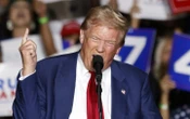 “Зробіть це, щоб щось залишилось від Іранської імперії”: Трамп закликав Іран укласти ядерну угоду і попередив про наступні атаки