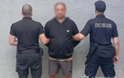 На Закарпатті поліція затримала чоловіка, який погрожував підірвати гранату в будинку