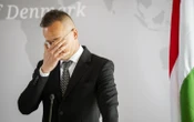 Петер Сіярто покинув партію Віктора Орбана, щоб працювати на китайців
