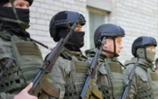Українські правоохоронці ідентифікували росіянина, який десять годин катував цивільного на Херсонщині