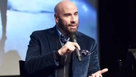 Sterem, żaglem i okrętem. Travolta wraca z projektem życia