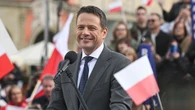 Nocne głosowania. Trzaskowski uzyskał wotum zaufania