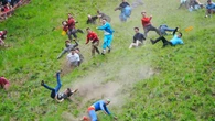 Gloucestershire cheese rolling race won again by German YouTuber Tom Kopke