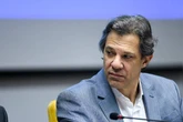 Haddad é diagnosticado com covid-19 e presidirá reuniões do G20 de forma virtual