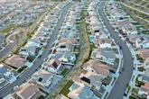 Os brasileiros que querem mudar a realidade da habitação nos Estados Unidos