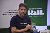 Os calçados do Brasil sofrem com plataformas de compras na Ásia. A Vulcabras é uma exceção. Por quê?