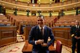 Pedro Sánchez é reeleito premiê da Espanha, após controversa anistia a separatistas