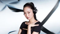 Blackpink’s Jennie and Beats Hit Replay With All-black Headphones and Unreleased Track