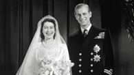 Queen Elizabeth’s Dresses, Hats and Jewels Dazzle at New Buckingham Palace Show