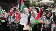 Indonesios se congregan en Yakarta para mostrar su solidaridad con el pueblo palestino tras el alto en fuego en Gaza