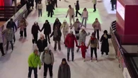 Moscú inaugura la pista de patinaje sobre hielo más grande de Rusia