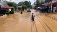 La turística ciudad de Chiang Mai presenta inundaciones por fuertes lluvias