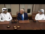 Doha, Trump riceve sull'Air Force One l'emiro del Qatar Al-Thani