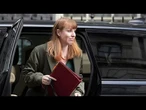 Angela Rayner, accusée de fraude fiscale, quitte le cabinet Starmer