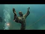 La statue du Christ sous-marin en Ligurie nettoyée