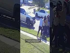 Marine veteran fights off teen carjackers