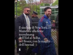 New York, il sindaco Mamdani con la maglia dell'Arsenal alla festa musulmana dell'Eid al-Adha