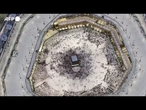La Mecca, pellegrini eseguono il Tawaf intorno alla Kaaba