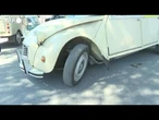 Francia, ad Agde il 30esimo raduno nazionale delle Citroen 2 Cv