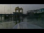 EUA divulgam vídeo e dizem ter atacado porto do Irã com drones marítimos | AFP