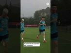 La selección española abandona corriendo su entrenamiento ante un aviso de "vientos destructivos"