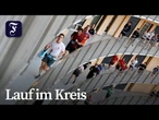 Spektakulärer Lauf durchs ringförmige Studentenwohnheim