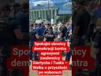 Spokojni obrońcy demokracji kontra agresywni zwolennicy Giertycha i Tuska