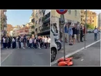 Giovani di FDI urlano "presente", ex militanti di estrema destra fanno il saluto romano per Cecchin