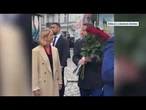 Trzaskowski z ogromnym bukietem dla żony? NIE! Zobacz komu je wręczył!