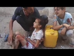 GAZA, sei bambini morti alla distribuzione dell'acqua: la disperazione dei piccoli sopravvissuti