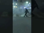 Tensione alla stazione di Bologna tra forze dell'ordine e manifestanti in corteo per Gaza