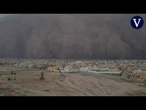 Una gigantesca tormenta de arena engulle una ciudad saudí y obliga al confinamiento