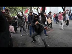 Des manifestants affrontent la police à Quito suite aux réductions des subventions sur le carburant