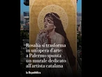 Maxi murale dedicato alla cantante Rosalía nel quartiere che porta il nome della Santuzza