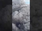 Cockpit video captures MASSIVE smoke plume from Ontario wildfires